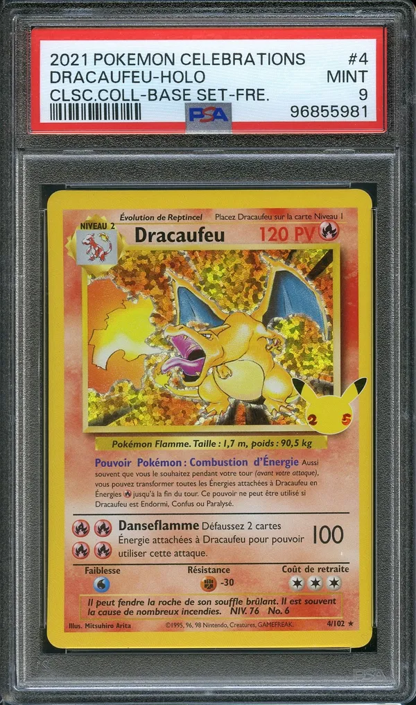 PSA 9 Dracaufeu Holo
