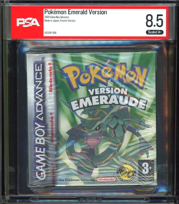 PSA 8.5 Jeu Game Boy Advance Pokémon Version Emeraude