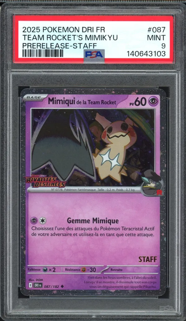 PSA 9 Mimiqui de la Team Rocket Prerelease Staff