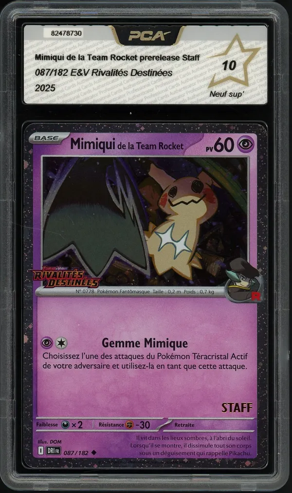 PCA 10 Mimiqui de la Team Rocket Holo Prerelease Staff