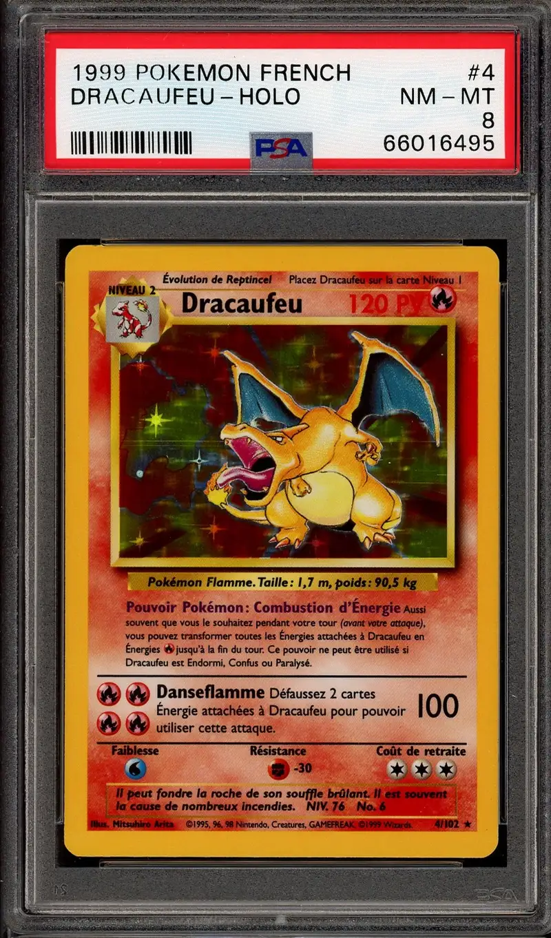 PSA 8 Dracaufeu Holo