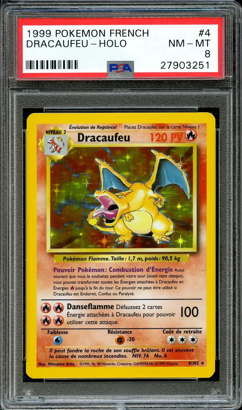 PSA 8 Dracaufeu Holo