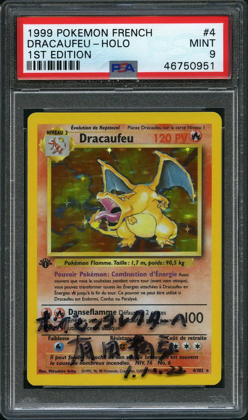 PSA 9 Dracaufeu Holo