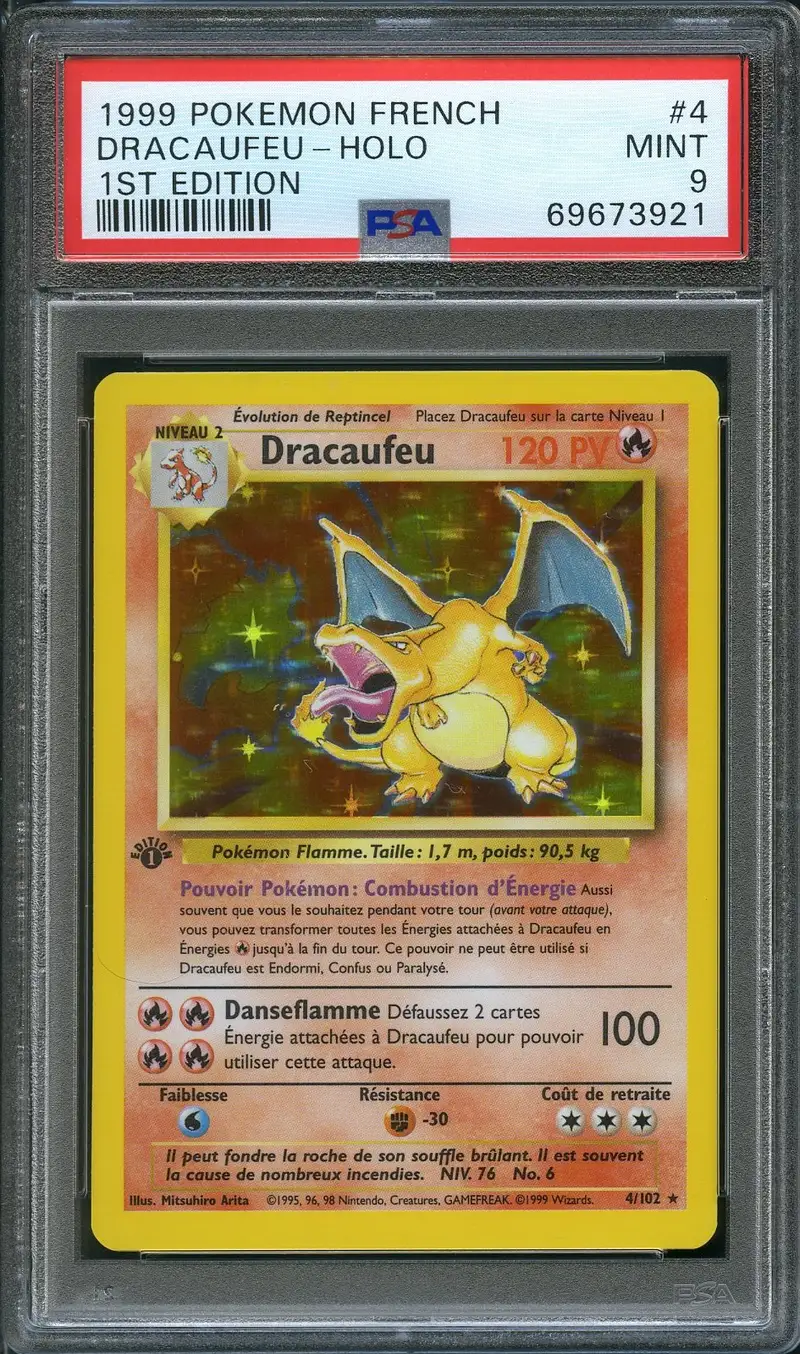 PSA 9 Dracaufeu Holo