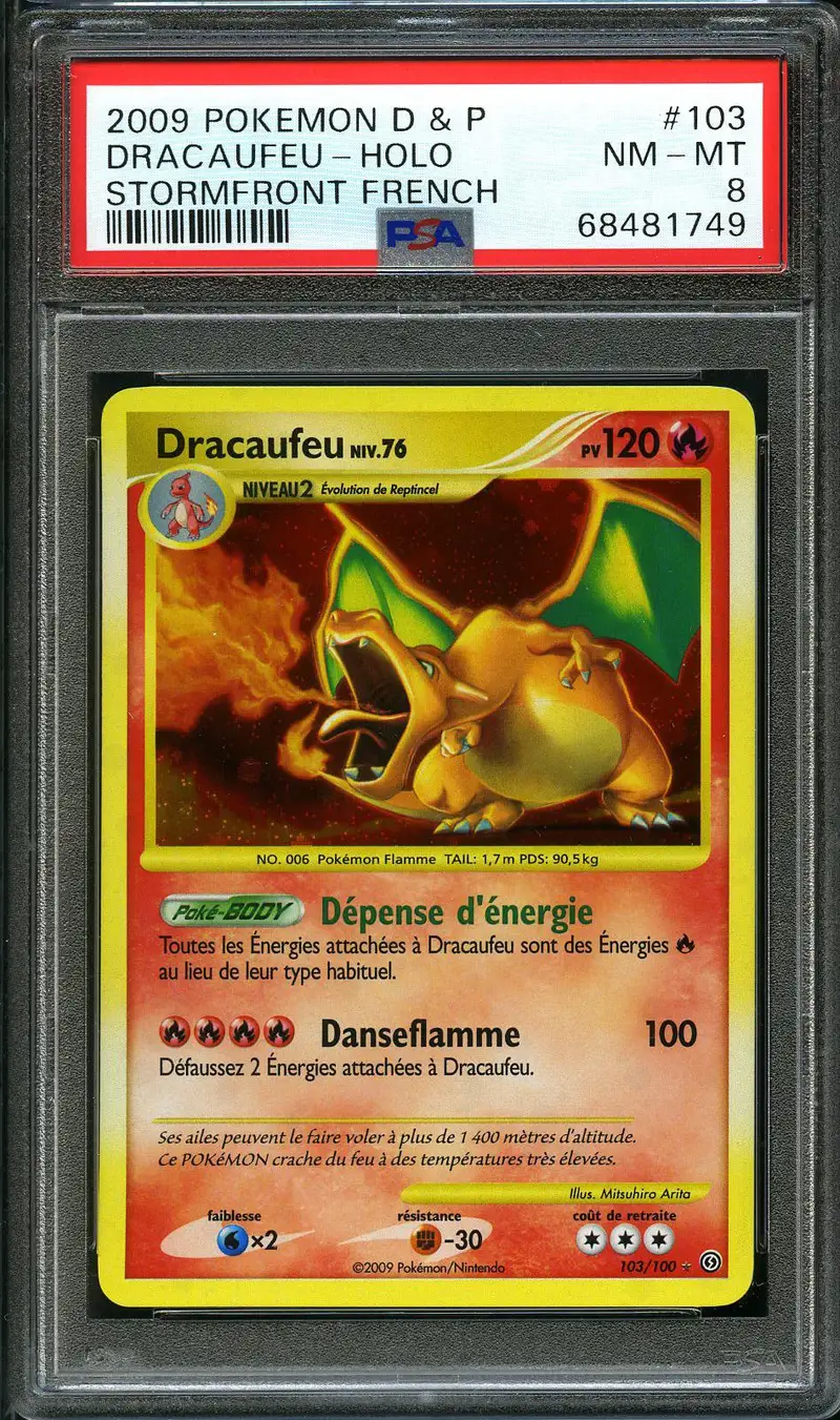 PSA 8 Dracaufeu Holo