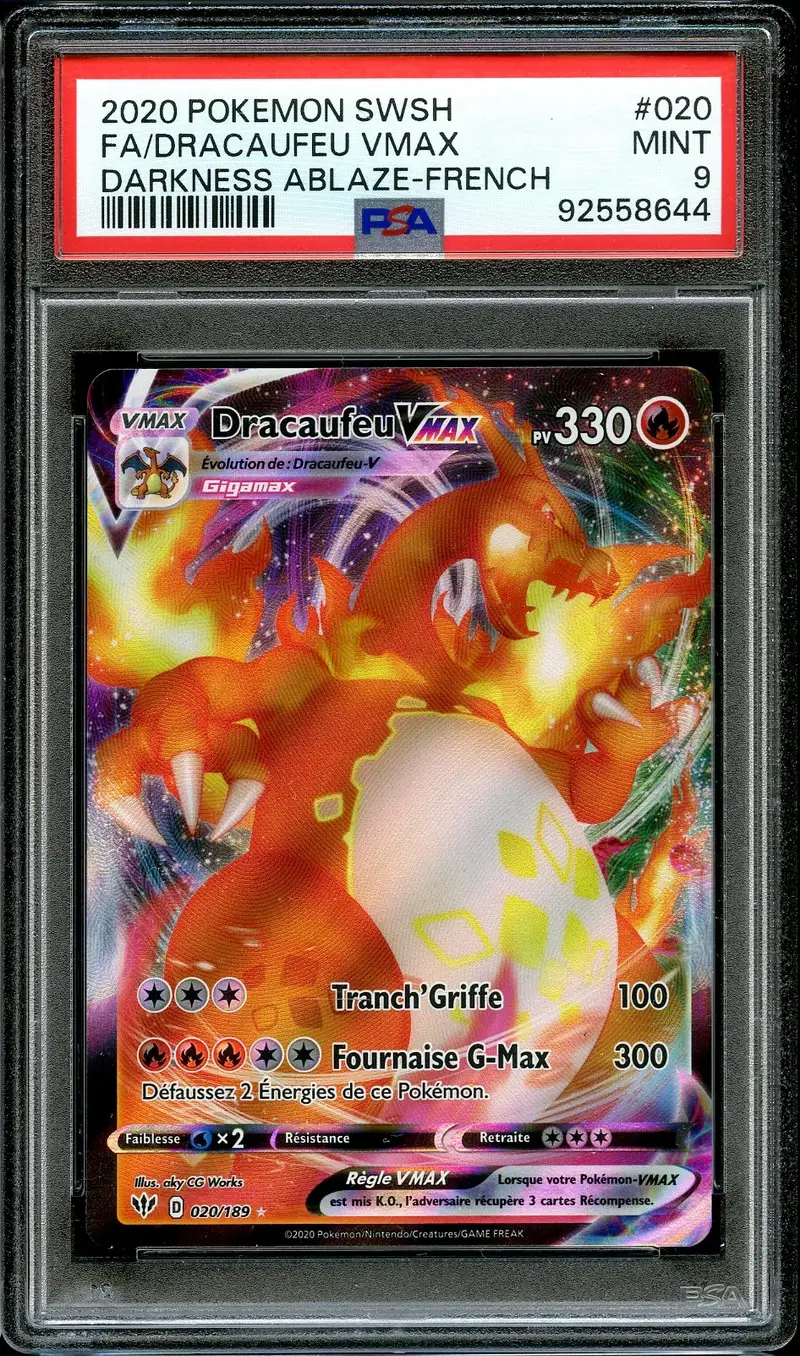 PSA 9 Dracaufeu VMax