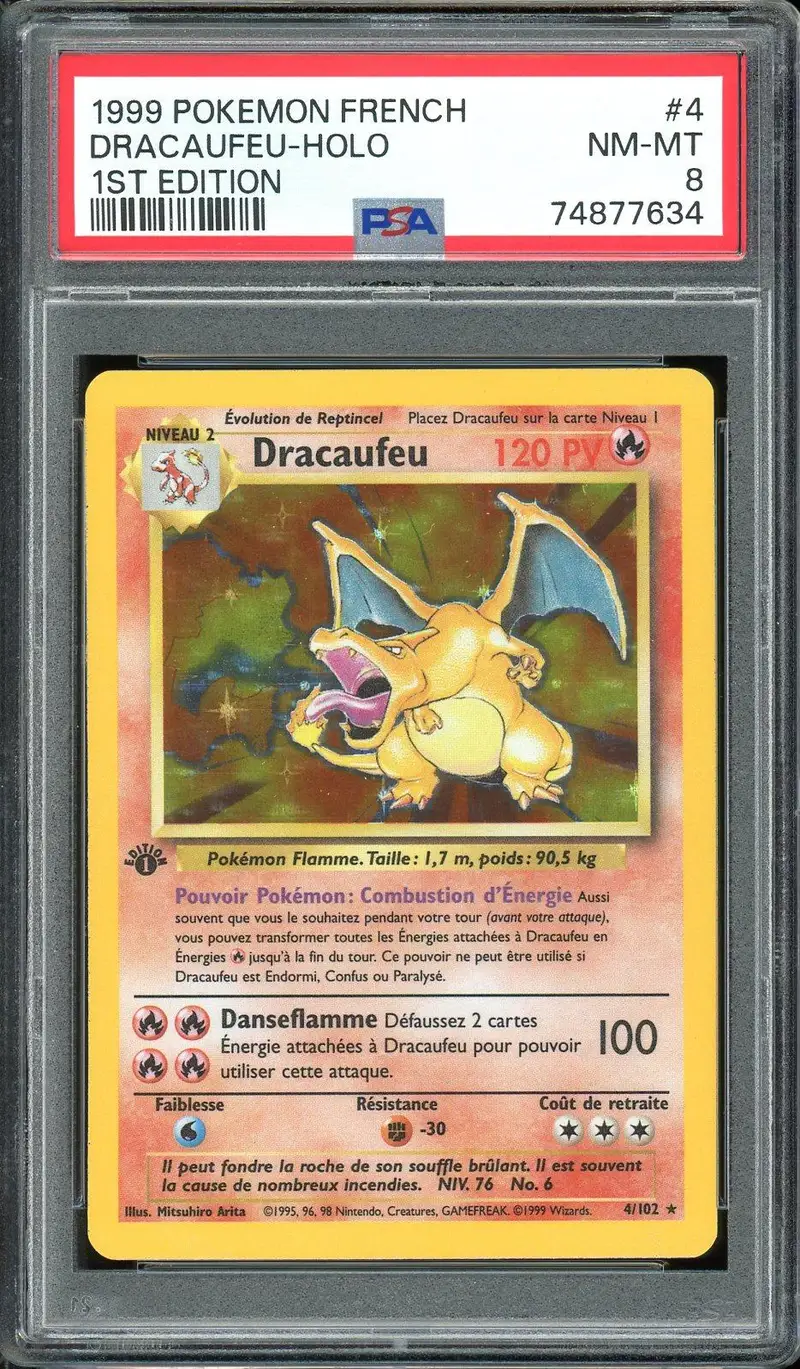 PSA 8 Dracaufeu Holo