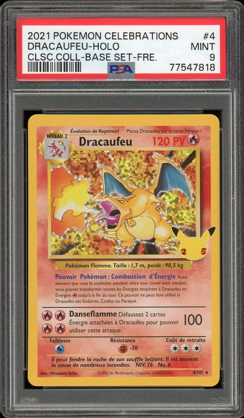 PSA 9 Dracaufeu Holo