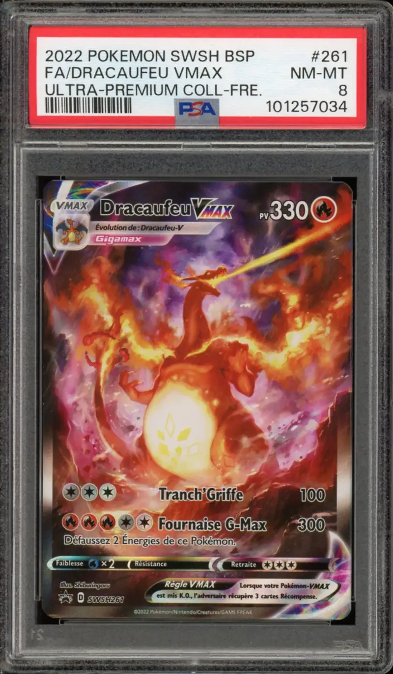 PSA 8 Dracaufeu VMax