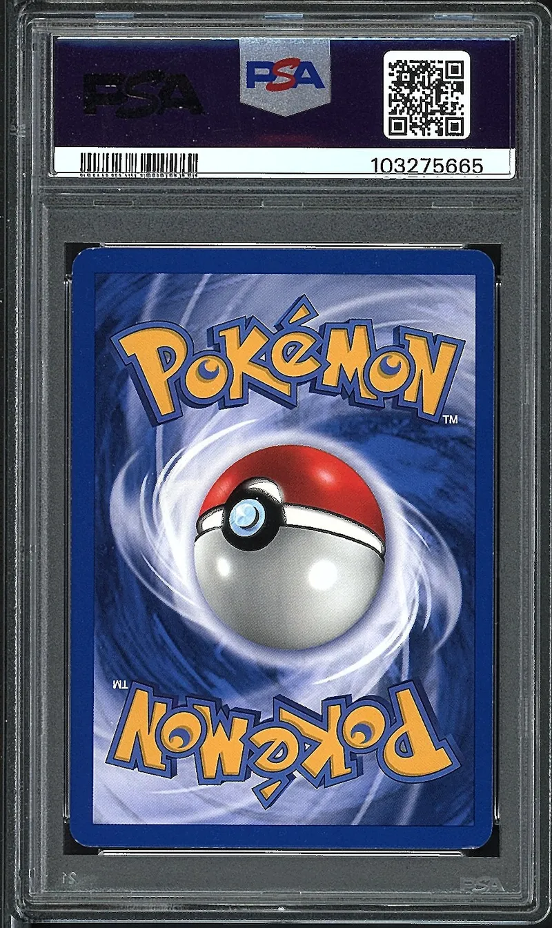 PSA 8 Mackogneur Obscur Holo