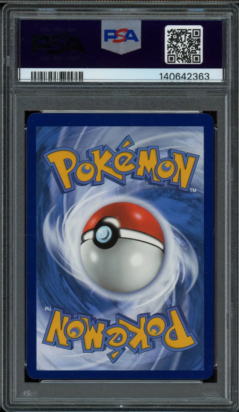 PSA 8 Giratina V