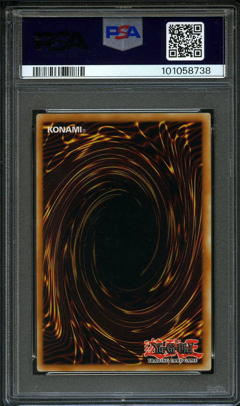 PSA 8 Dragon Noir Aux Yeux Rouges