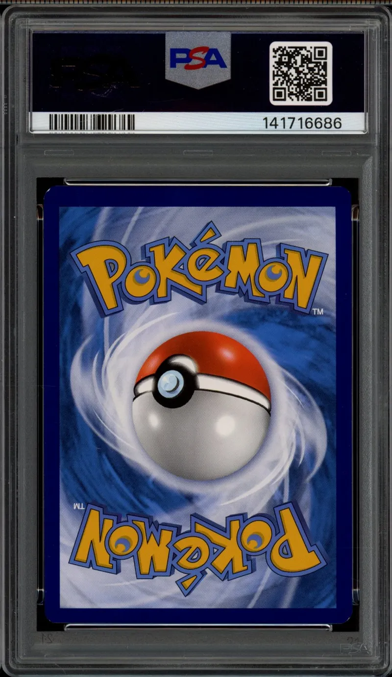 PSA 8 Typhlosion de Luth