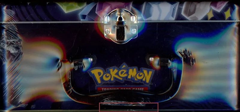 Valisette Ecarlate et Violet Pikachu Ex