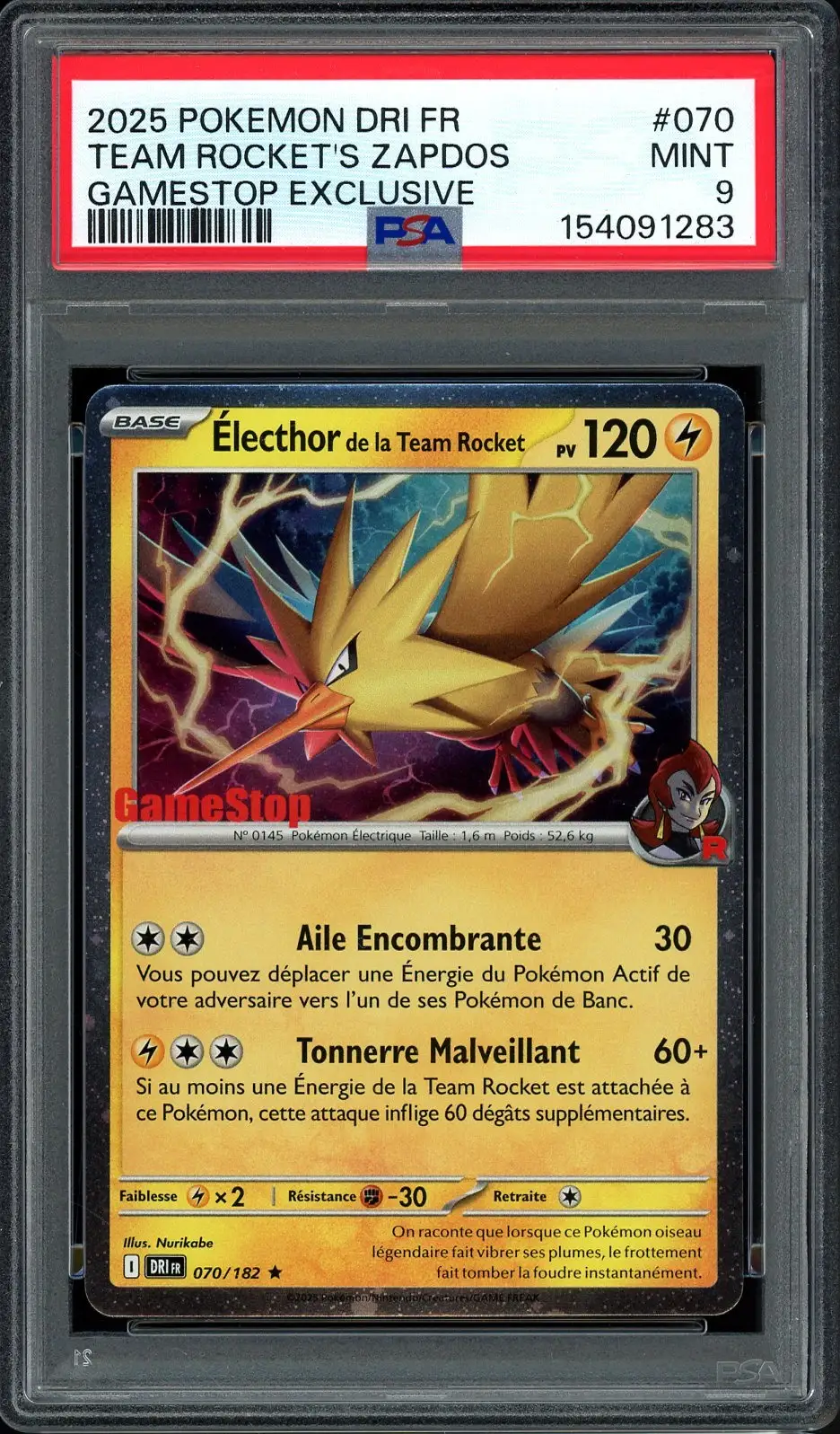 PSA 9 Électhor de la Team Rocket Stamp